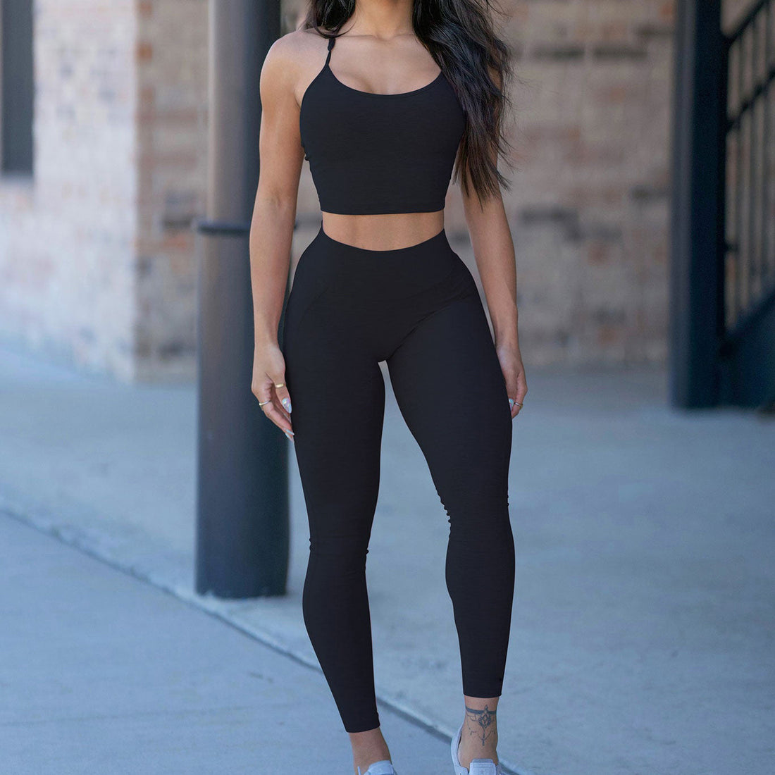 Women's Hip Lift Sports tee and Leggings